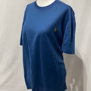 Louis Vuitton- t- shirt